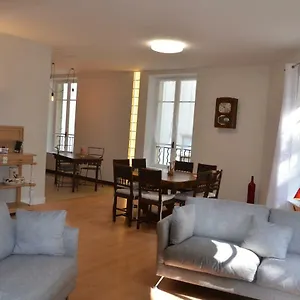Apartment Face Au Palais Des Papes